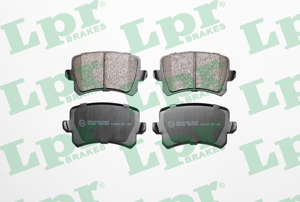 LPR 05P1390 - Тормозные колодки, дисковые, комплект www.parts5.com