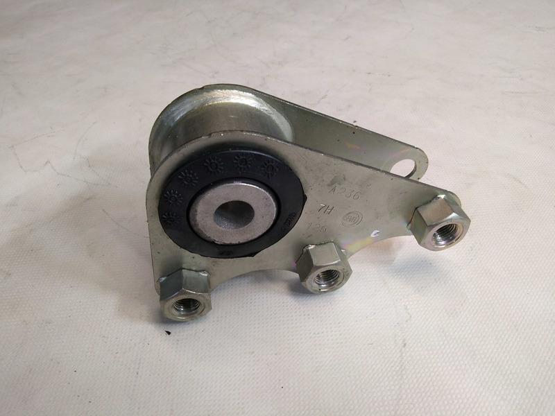 Magneti Marelli 030607010438 - Holder, engine mounting www.parts5.com