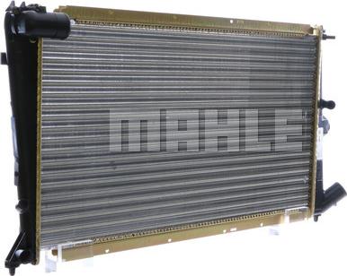 MAHLE CR 586 000S - Radiator, engine cooling www.parts5.com