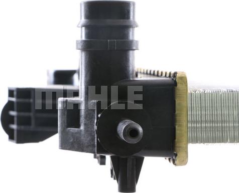 MAHLE CR 881 000S - Chladič, chlazení motoru www.parts5.com