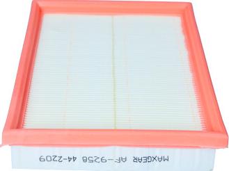 Maxgear 26-0083 - Air Filter www.parts5.com