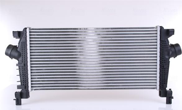 Nissens 96556 - Intercooler, compresor www.parts5.com