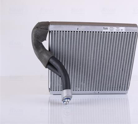 Nissens 92416 - Evaporator, air conditioning www.parts5.com