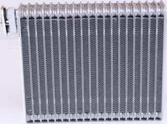 Nissens 92302 - Evaporator, air conditioning www.parts5.com