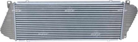 NRF 30830 - Intercooler, charger www.parts5.com