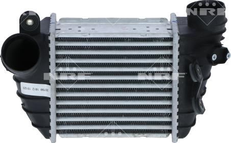 NRF 30799 - Intercooler, compresor www.parts5.com