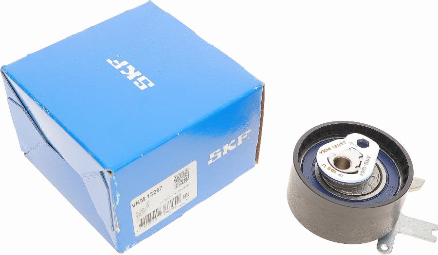 SKF VKM 13257 - Germe makarası, triger kayışı www.parts5.com