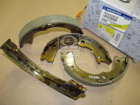 Ssangyong 4833A34010 - Set saboti frana, frana de mana www.parts5.com