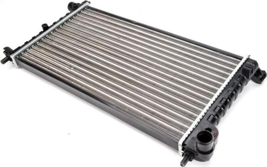 Thermotec D7P042TT - Radiator, engine cooling www.parts5.com