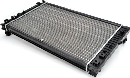 Thermotec D7W052TT - Radiator, engine cooling www.parts5.com