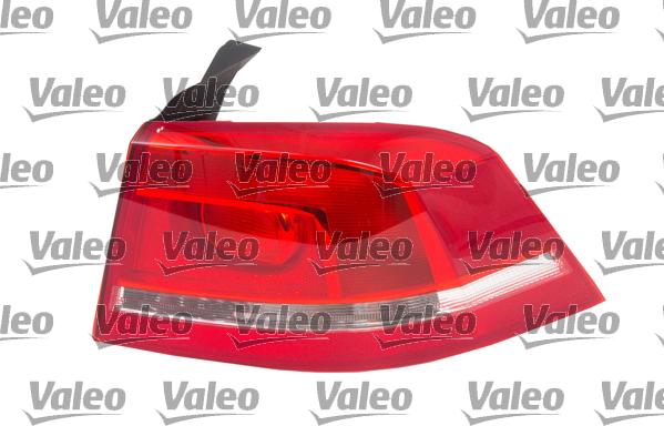 Valeo 044514 - Combination Rearlight www.parts5.com