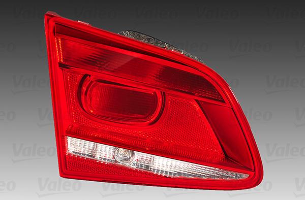 Valeo 044515 - Combination Rearlight www.parts5.com