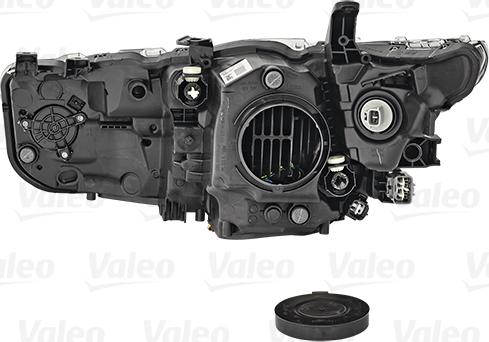 Valeo 046703 - Headlight www.parts5.com