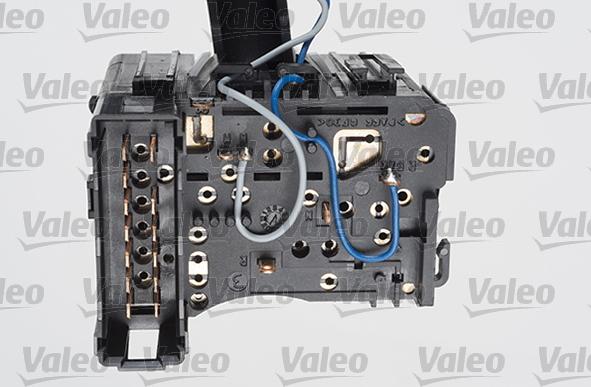 Valeo 251593 - Tulede / kojameeste kangilüliti parts5.com