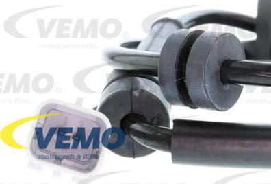 Vemo V42-72-0050 - Sensor, wheel speed www.parts5.com