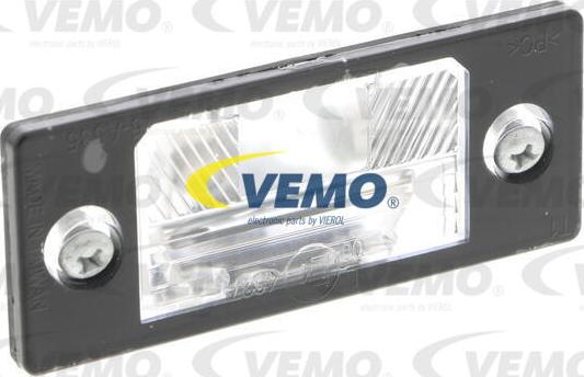 Vemo V10-84-0030 - Feu éclaireur de plaque www.parts5.com