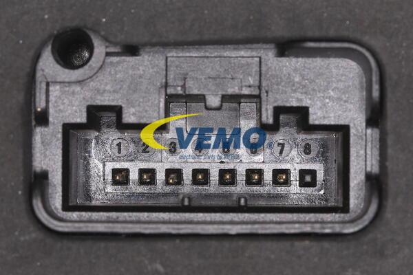 Vemo V10-85-2280 - Door Lock www.parts5.com