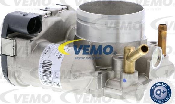 Vemo V10-81-0065 - Throttle body www.parts5.com