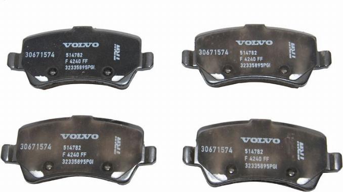 Volvo 30671574 - Комплект спирачно феродо, дискови спирачки www.parts5.com